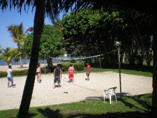 Hotel Amatique Bay Resort And Spa