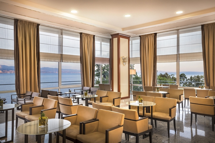 Hotel Ambasador