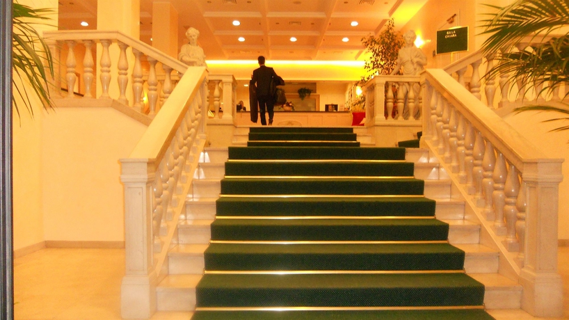 Hotel Ambassador Palace