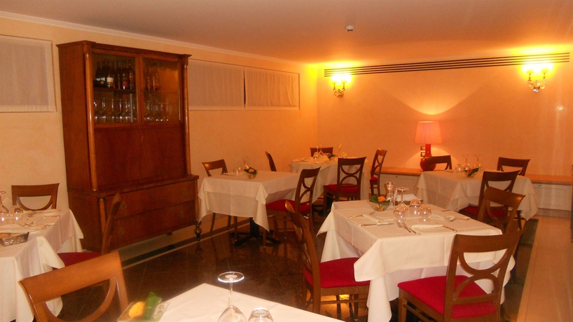 Hotel Ambassador Palace