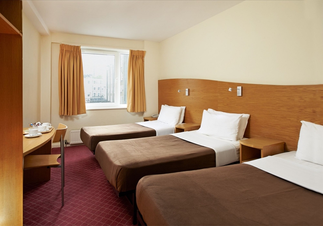 Hotel Ambassadors