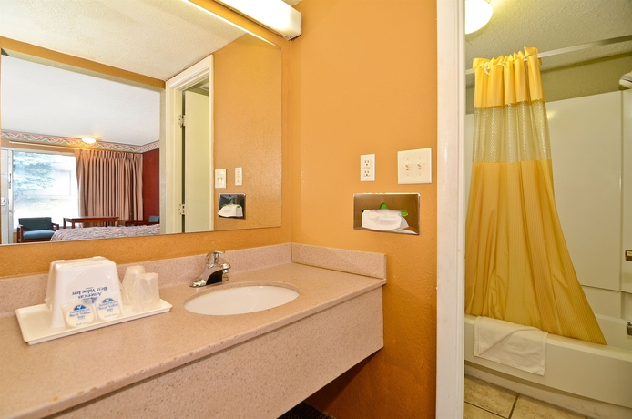 Hotel Americas Best Value Inn
