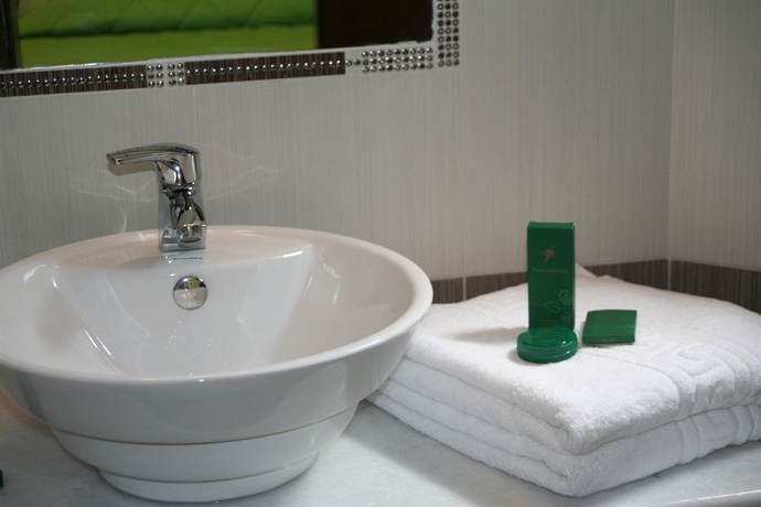 Hotel Amerisa Suites