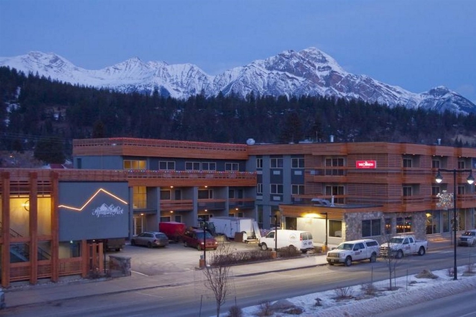 Hotel Amethyst Lodge