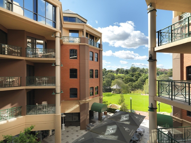 Hotel Amora Riverwalk