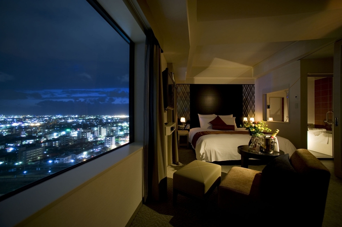Hotel Ana Crowne Plaza