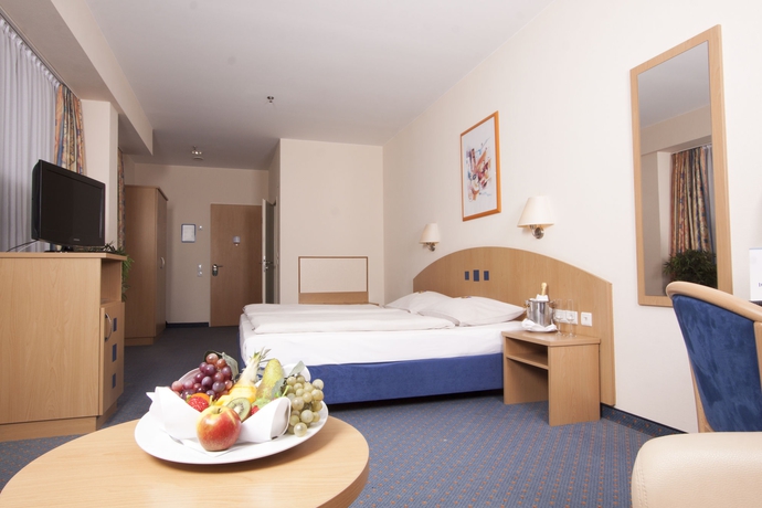 Hotel Andor Plaza
