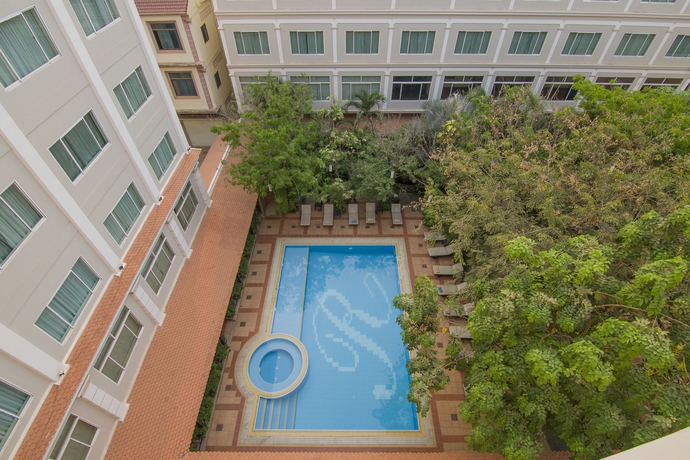 Hotel Angkor Riviera