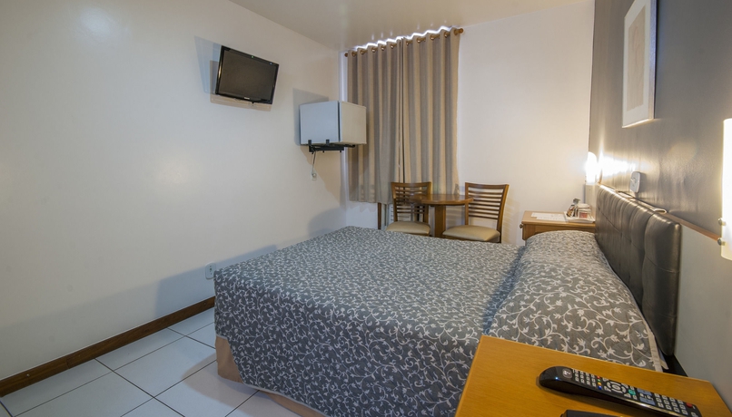 Hotel Apa