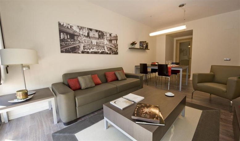 Hotel Apartamentos Casp74