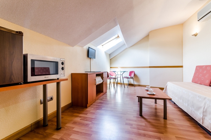 Hotel Apartamentos Jch Congreso