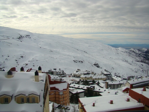 Hotel Apartamentos Sierranevada Andaluzi