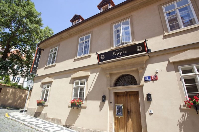 Hotel Appia Residences