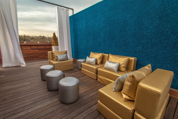 Hotel Aptosuite Jardines De Sabatini