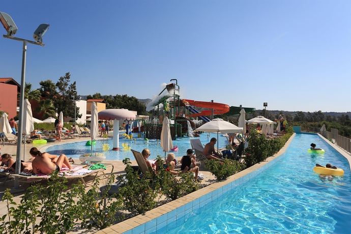 Hotel Aqua Sol Holiday Village
