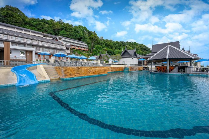 Hotel Aquamarine Resort And Villa