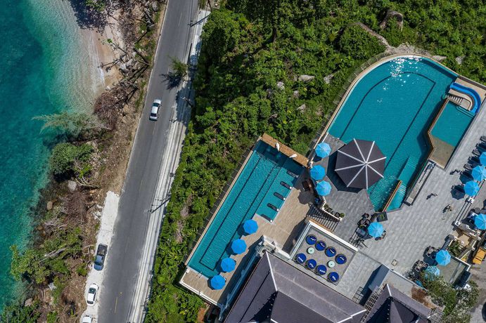 Hotel Aquamarine Resort And Villa