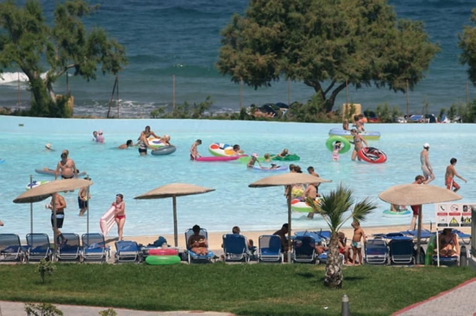 Hotel Aquis Marine Beach & Waterpark