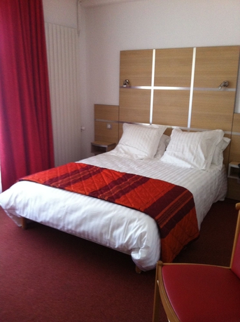 Hotel Arcantis Le Chris Tel