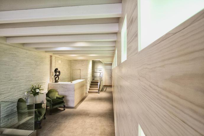 Hotel Arcea Los Lagos