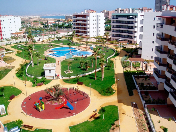 Hotel Arenales Playa