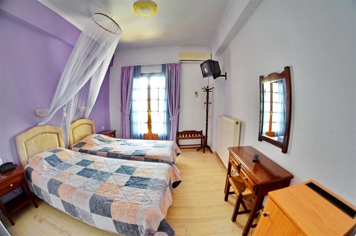Hotel Aretousa