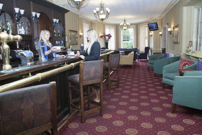 Hotel Arnos Manor
