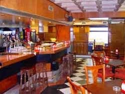Hotel Arti II (baño compartido)