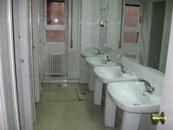 Hotel Arti II (baño compartido)