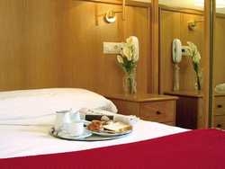 Hotel Arturo Soria Centre