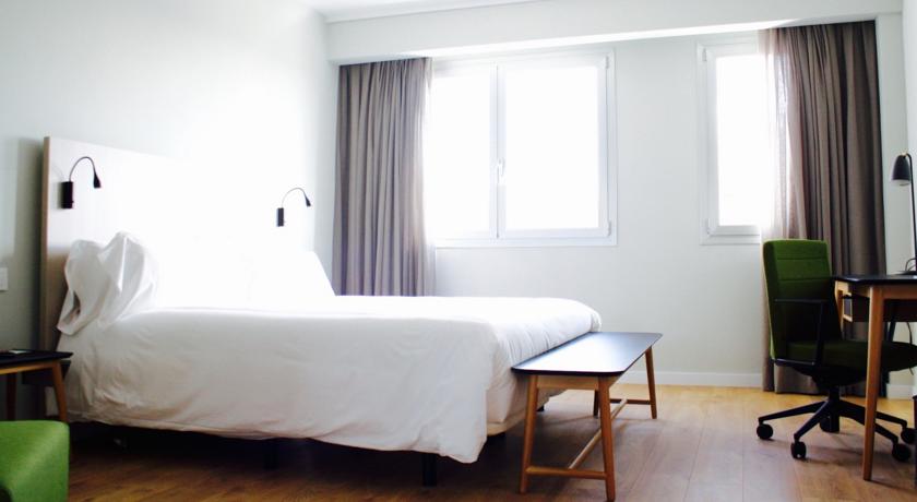 Hotel Arturo Soria Suites