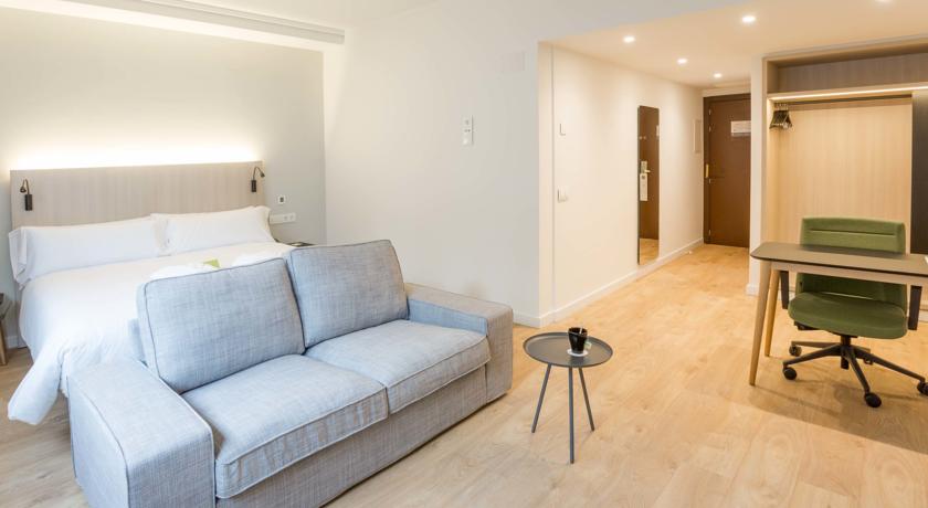 Hotel Arturo Soria Suites
