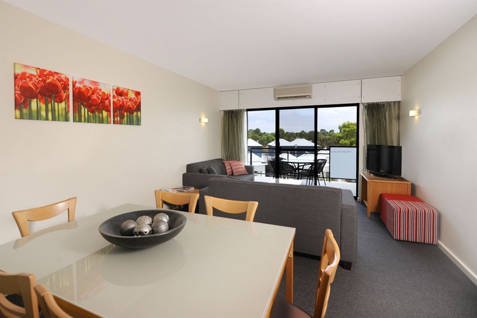 Hotel Ascot Quay