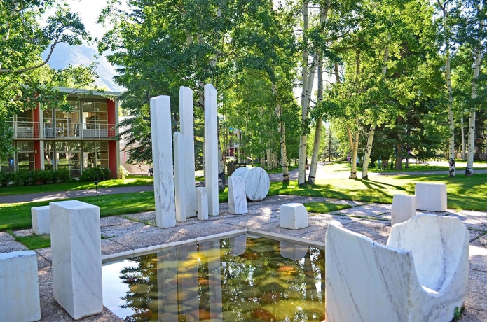 Hotel Aspen Meadows Resort
