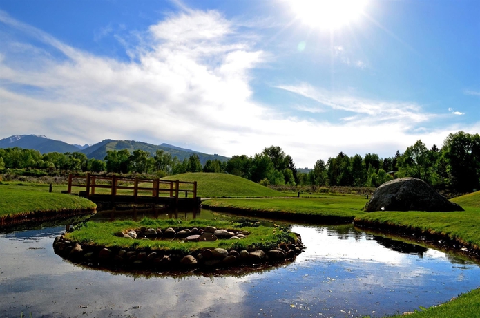 Hotel Aspen Meadows Resort