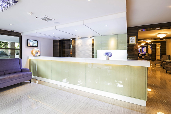 Hotel Aspen Suites