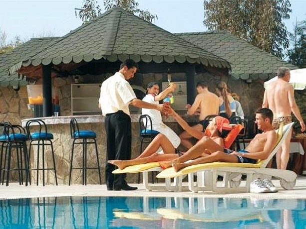 Hotel Asrin Beach