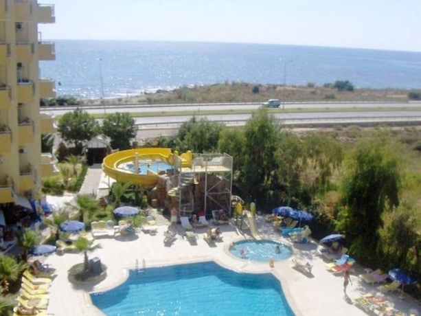 Hotel Asrin Beach