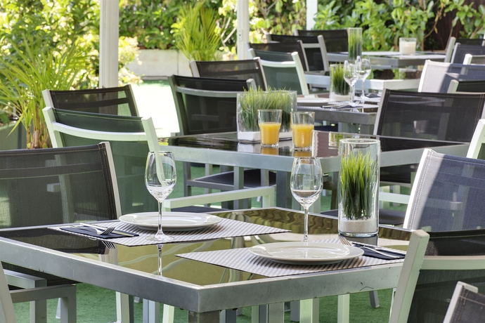 Hotel Astari