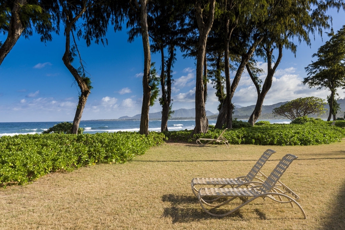 Hotel Aston Islander on the Beach