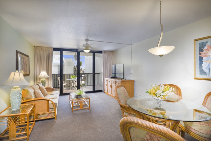 Hotel Aston Kona by the Sea