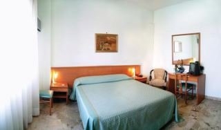 Hotel Astro