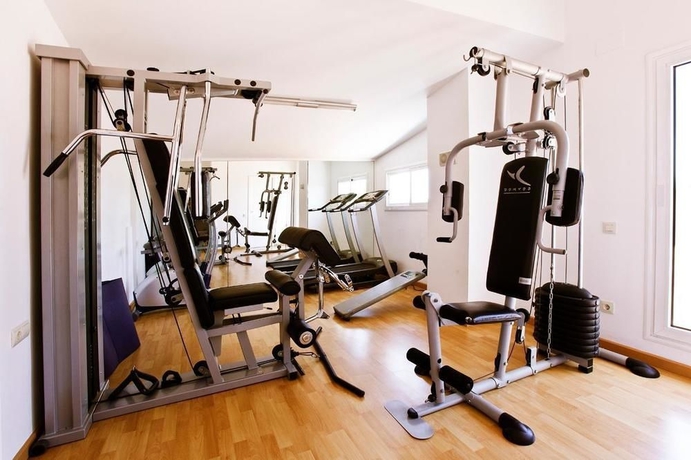 Hotel Atenea Park Suites