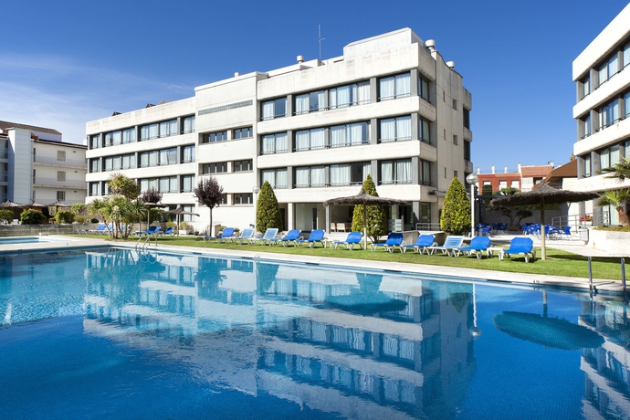 Hotel Atenea Park Suites
