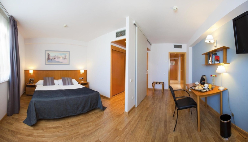 Hotel Atenea Valles