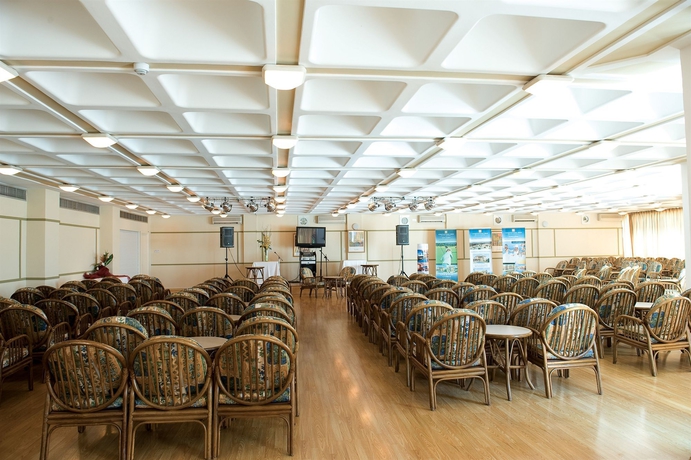 Hotel Athena Beach
