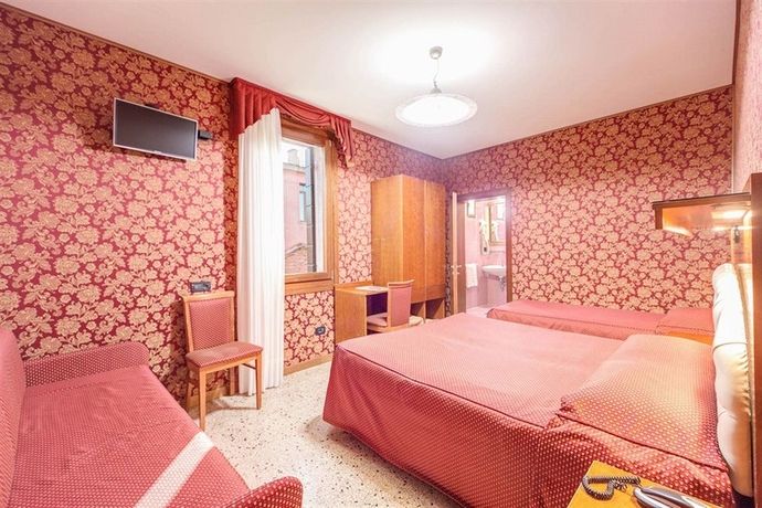 Hotel Atlantide
