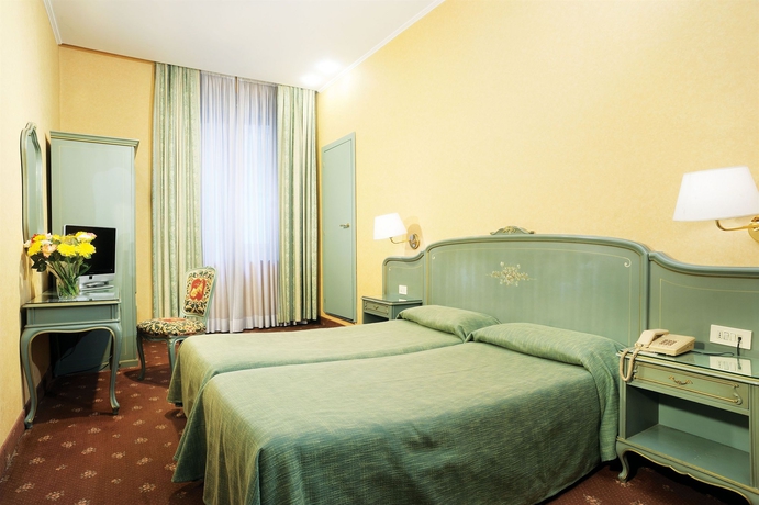 Hotel Augustea