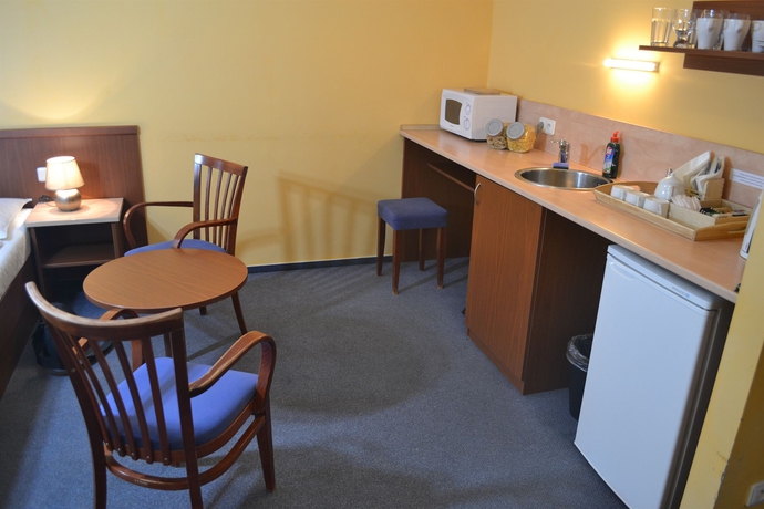 Hotel Austria Suites