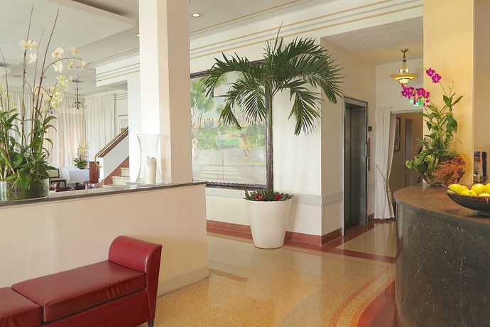 Hotel Avalon